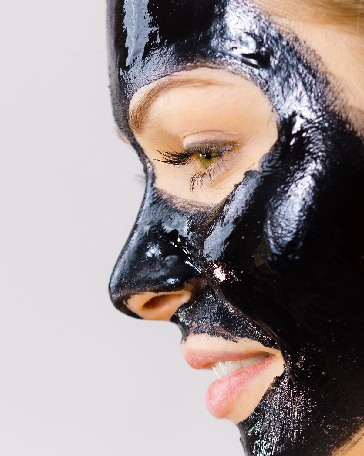 Black Peel — protocolo dermatológico de regeneração